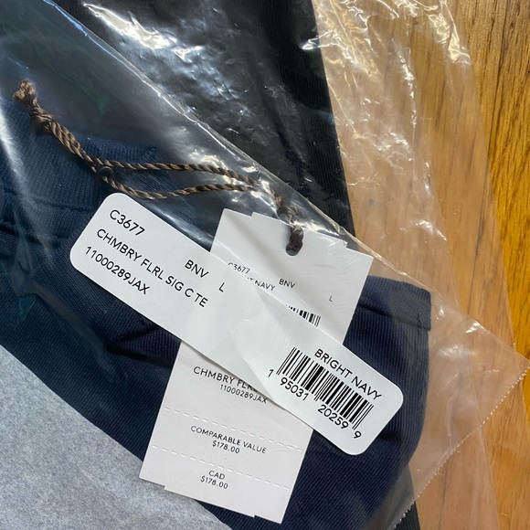 Coach Women Floral Signature T-Shirt - Picture 6 of 7